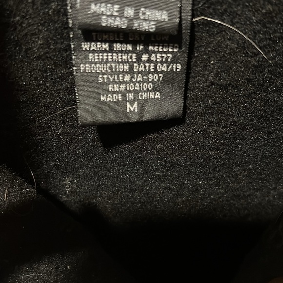 Men’s Sherpa - Picture 3 of 3